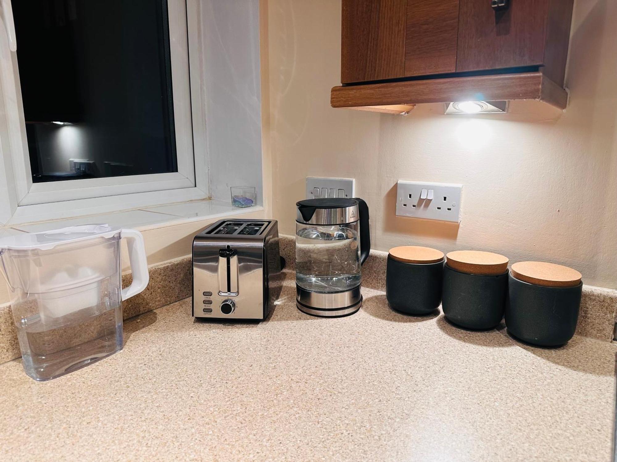 Aroma Cambridge Appartement Girton  Buitenkant foto
